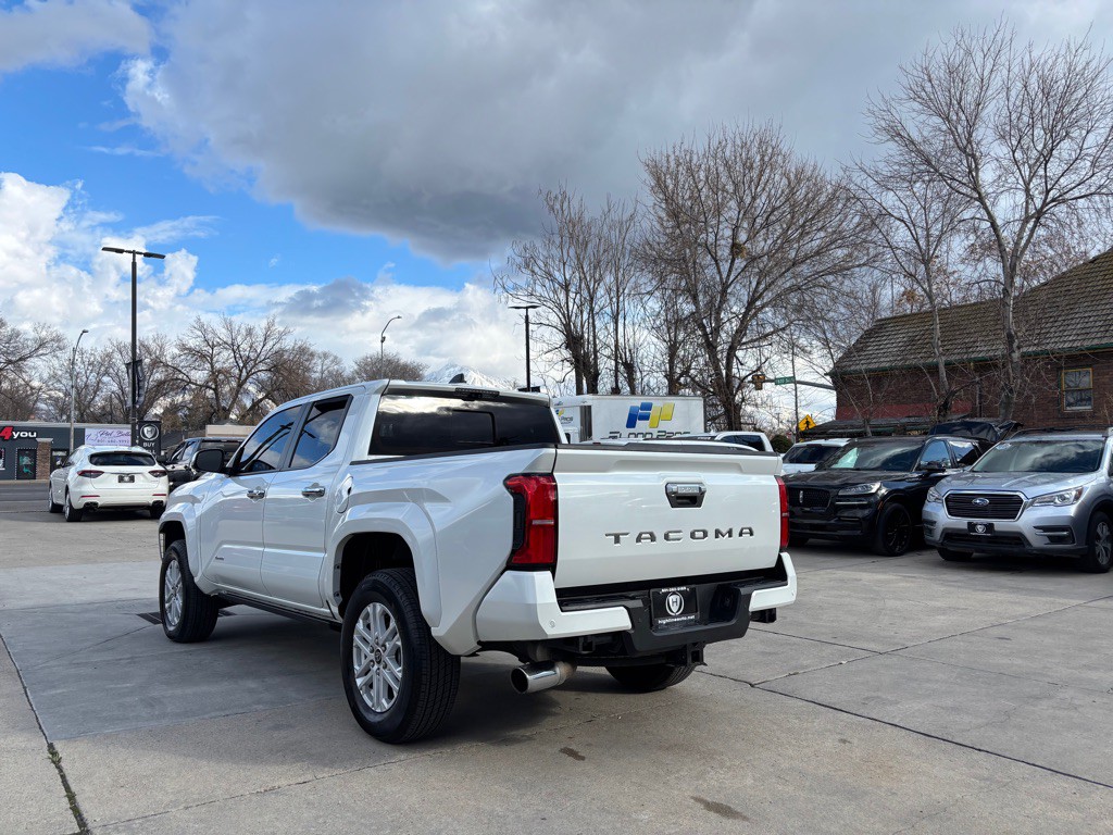 2024 Toyota Tacoma Image 6