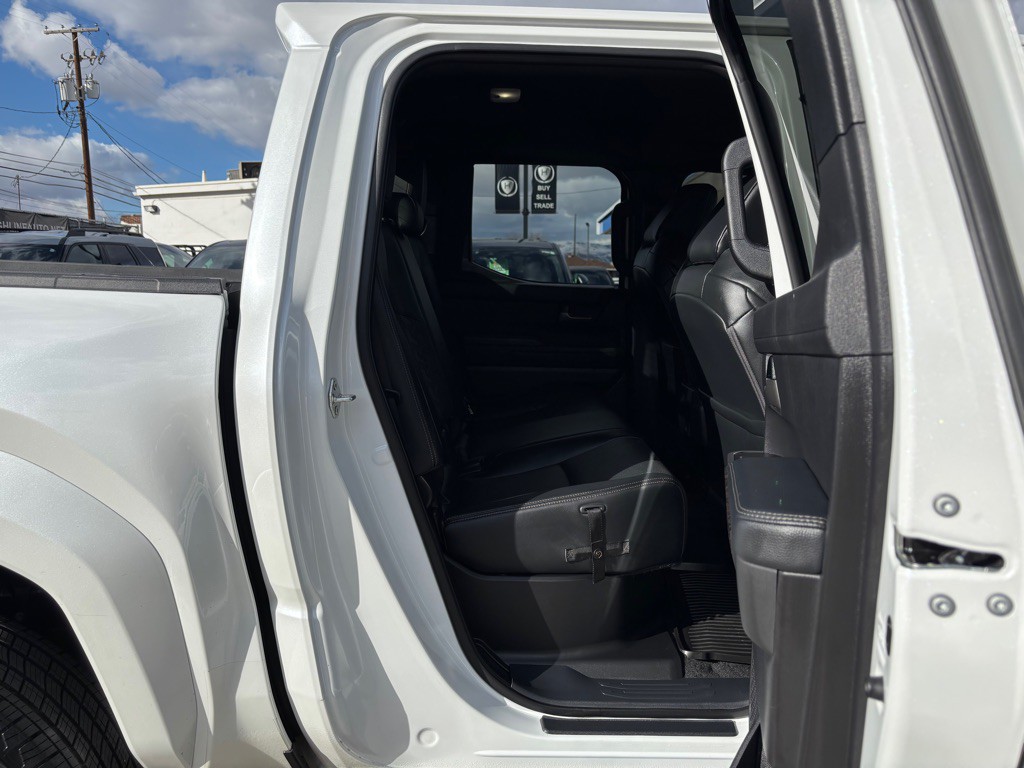 2024 Toyota Tacoma Image 13