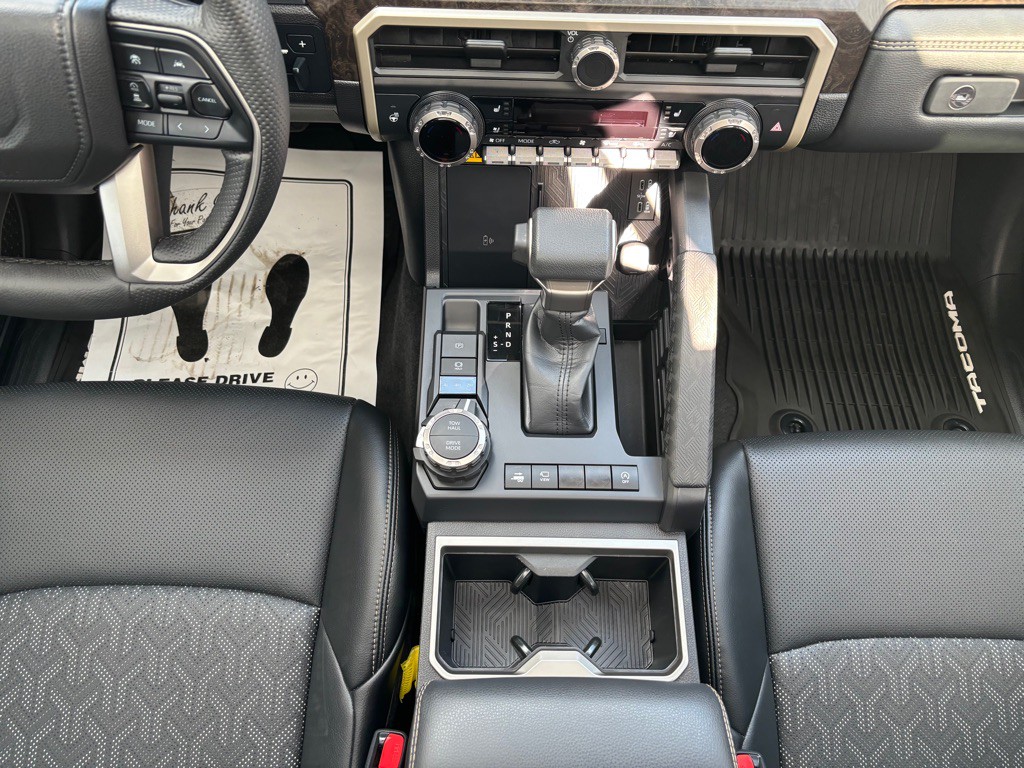 2024 Toyota Tacoma Image 44