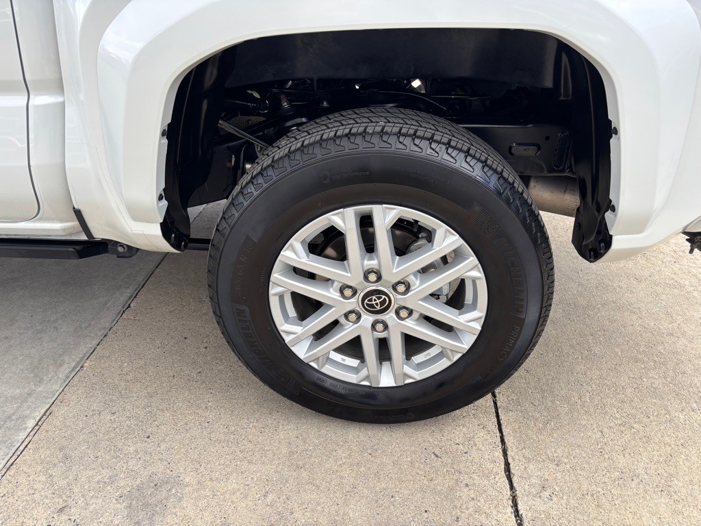 2024 Toyota Tacoma Image 66