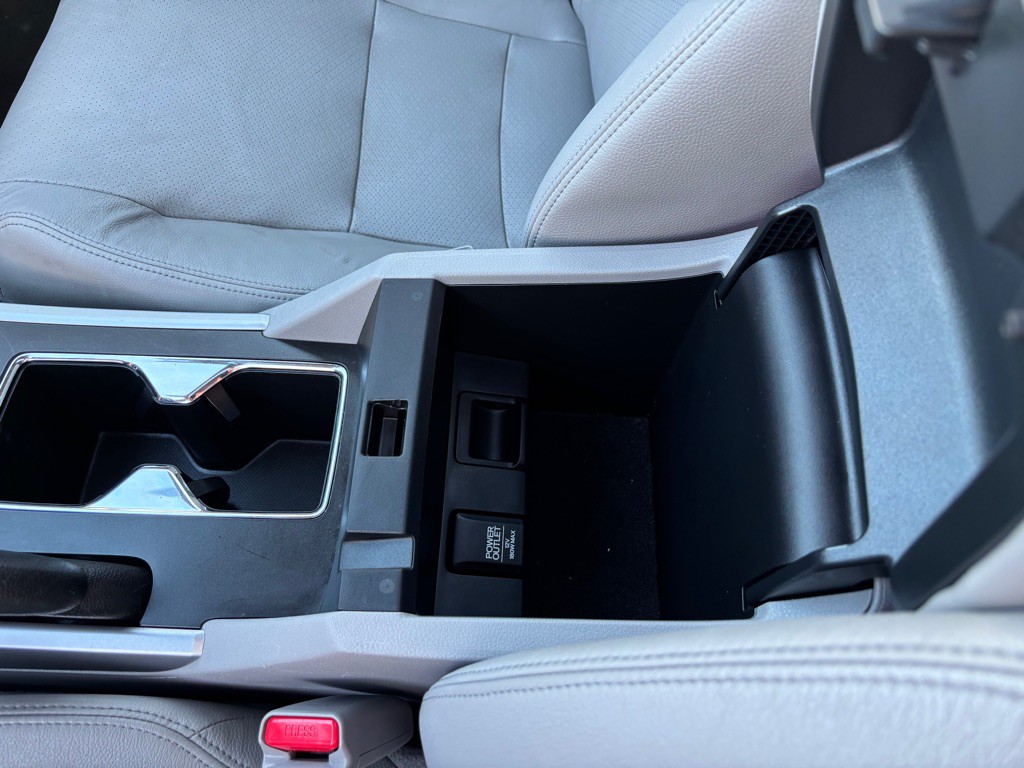 2015 Honda Accord Image 31