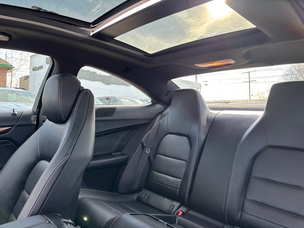 2013 Mercedes-Benz C-Class Image 21