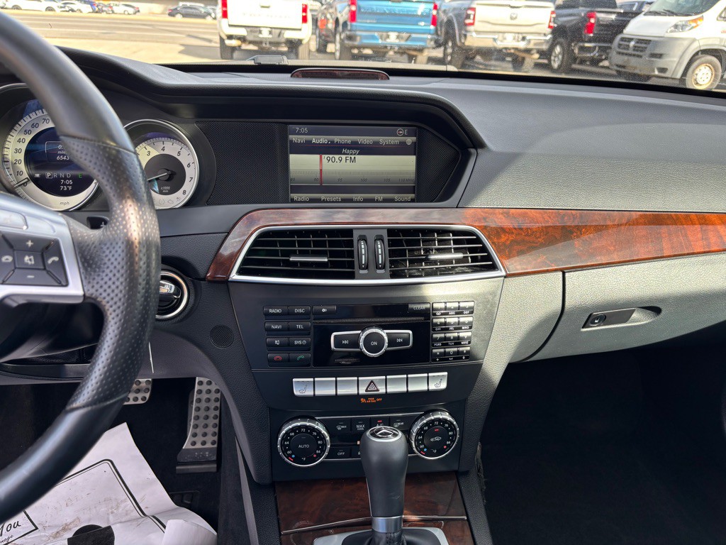 2013 Mercedes-Benz C-Class Image 26
