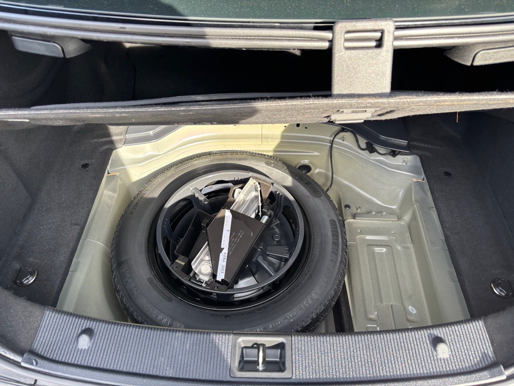 2013 Mercedes-Benz C-Class Image 40