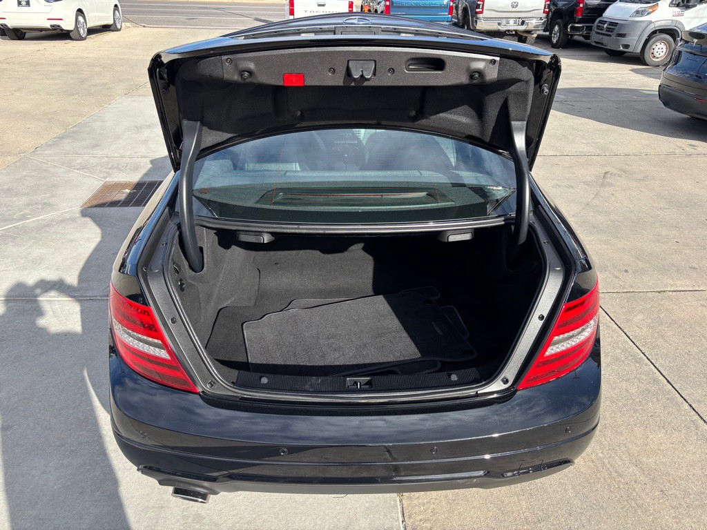 2013 Mercedes-Benz C-Class Image 15