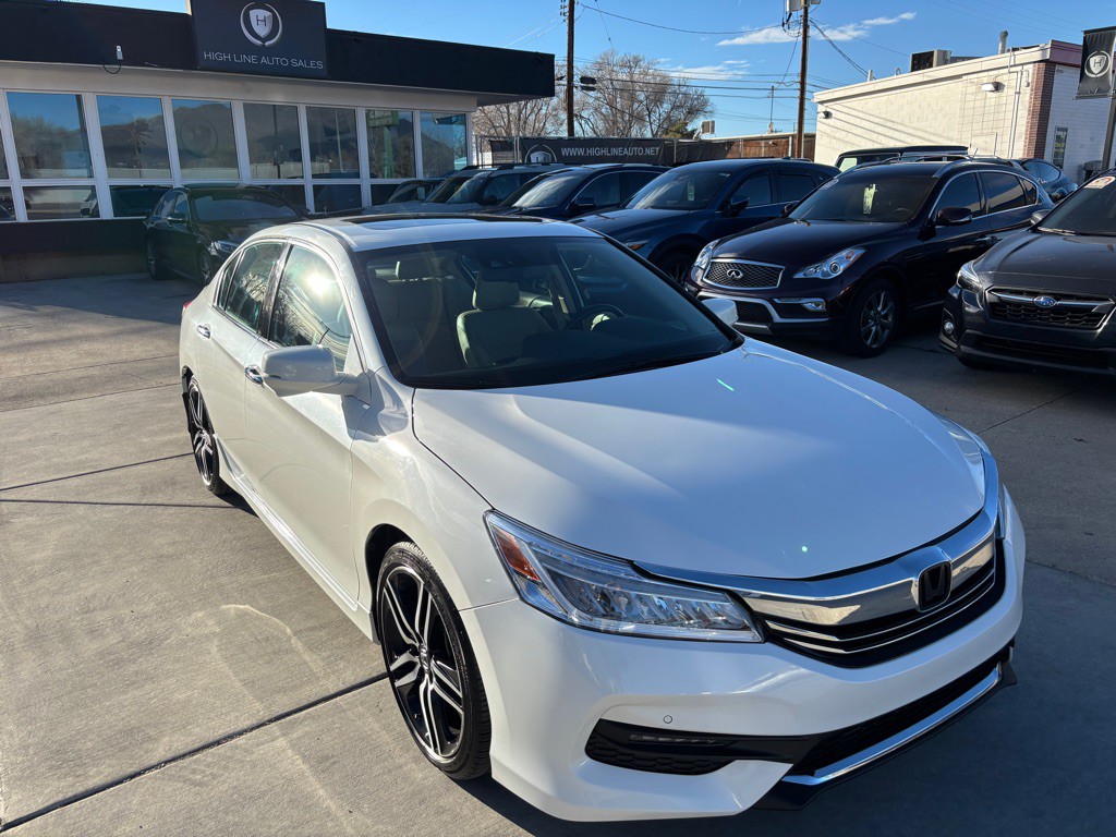 2016 Honda Accord Image 1