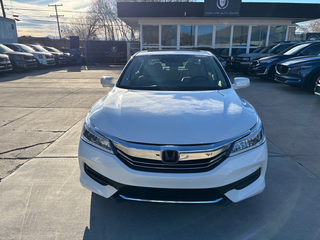 2016 Honda Accord Image 2