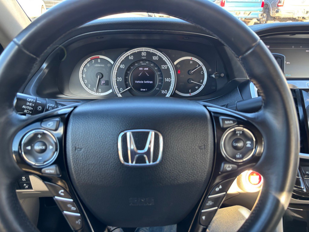 2016 Honda Accord Image 20