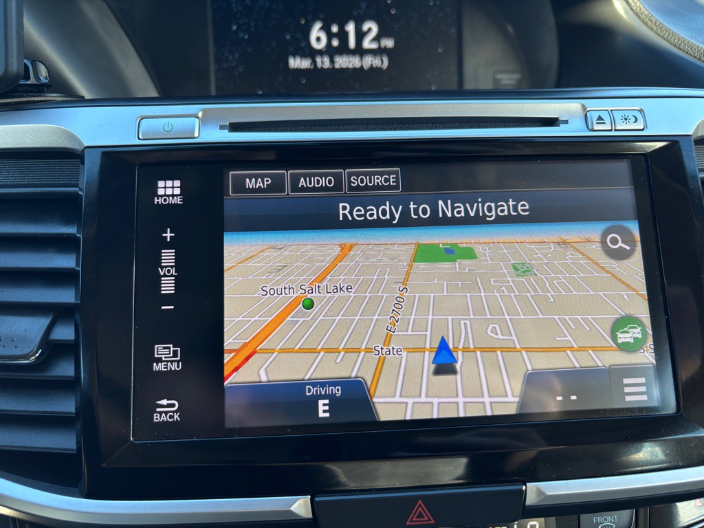 2016 Honda Accord Image 30