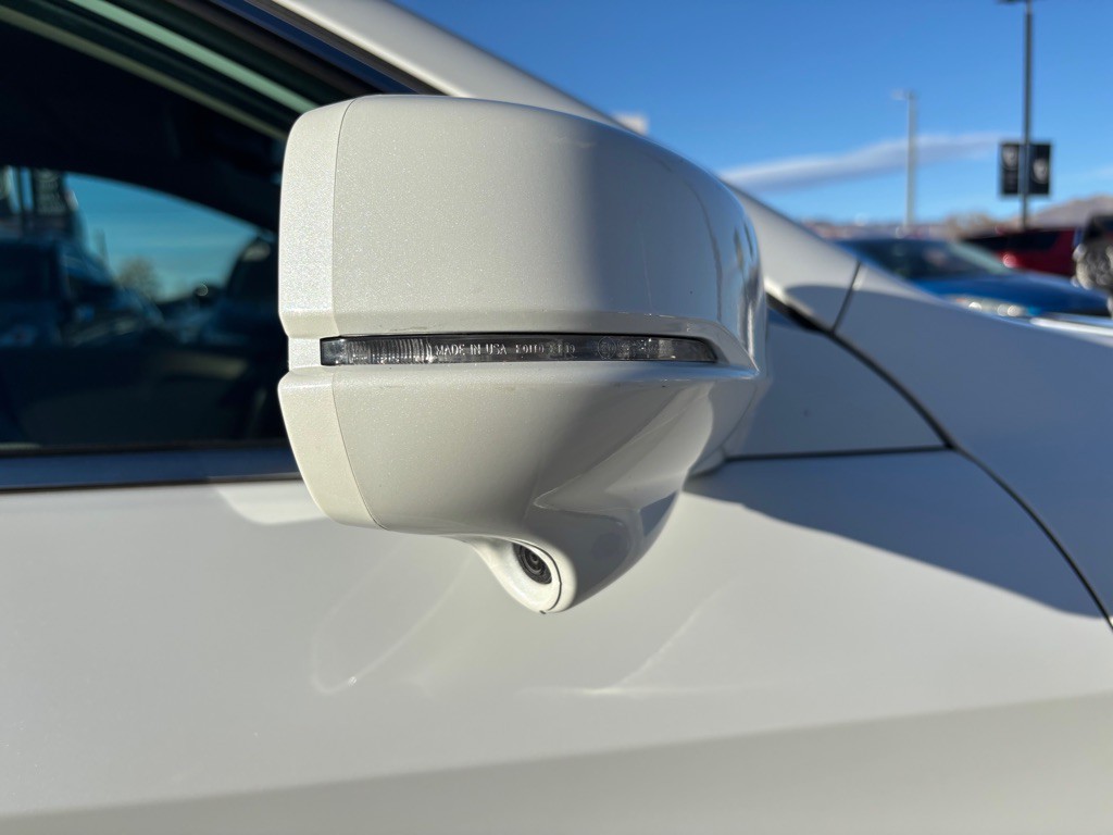 2016 Honda Accord Image 46