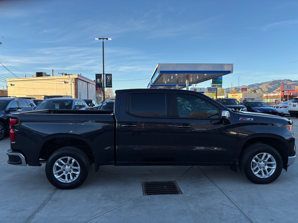 2022 Chevrolet Silverado 1500 Image 9