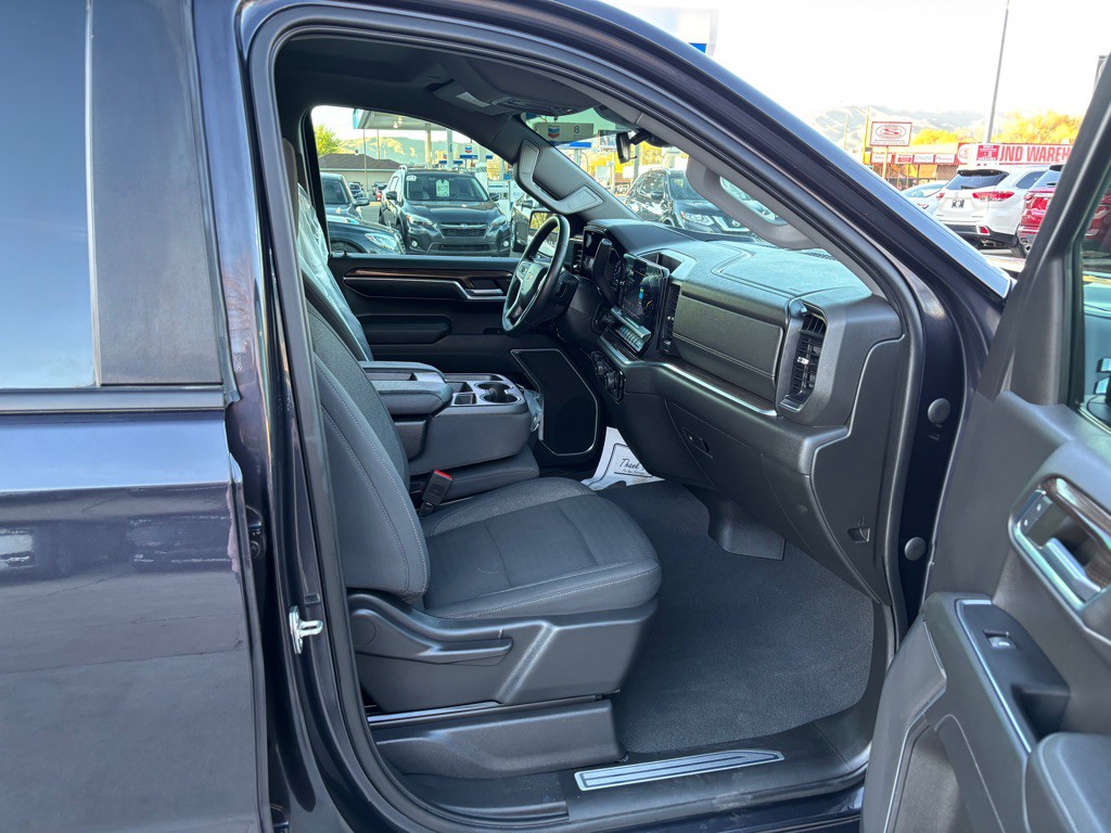 2022 Chevrolet Silverado 1500 Image 10