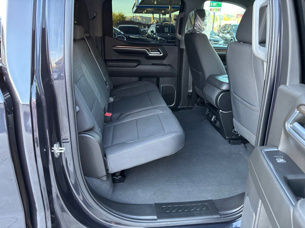 2022 Chevrolet Silverado 1500 Image 12
