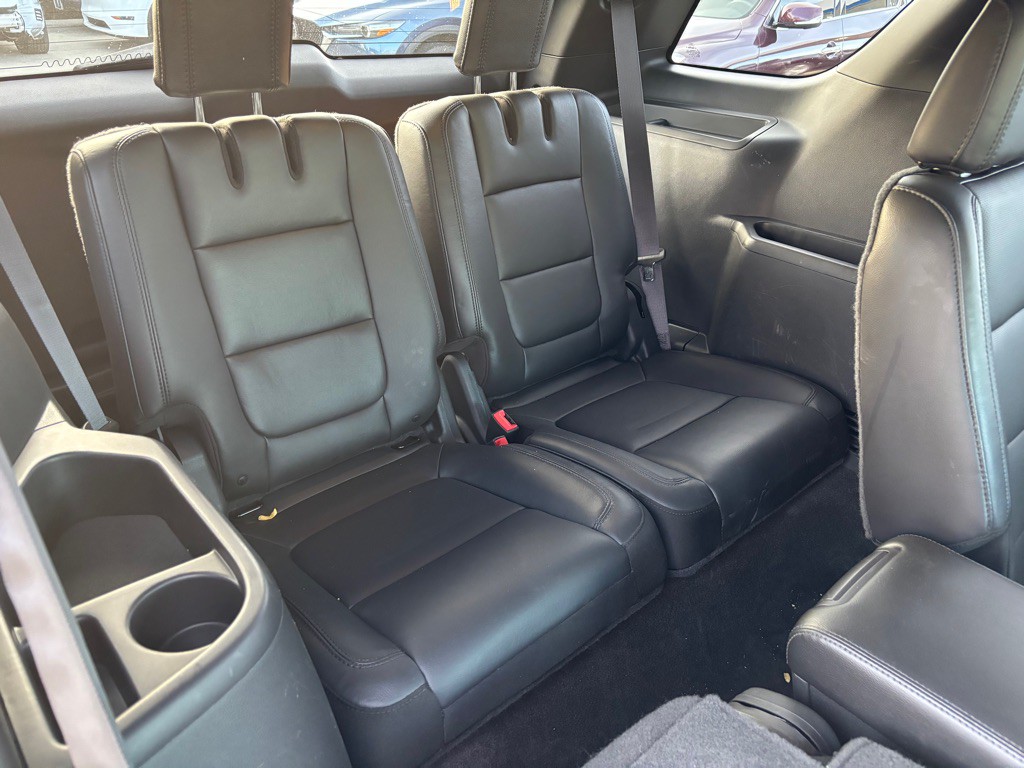 2015 Ford Explorer Image 14