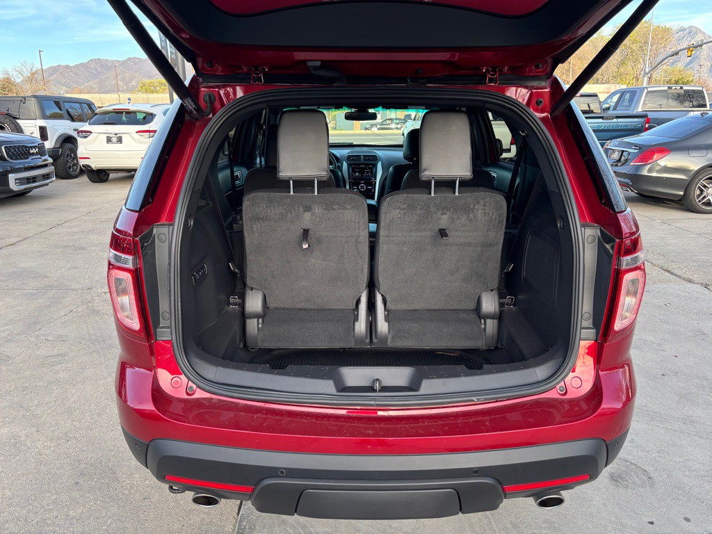 2015 Ford Explorer Image 15