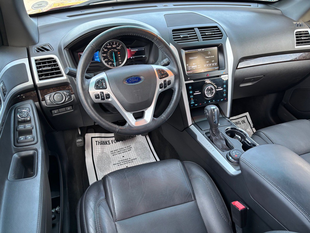 2015 Ford Explorer Image 19