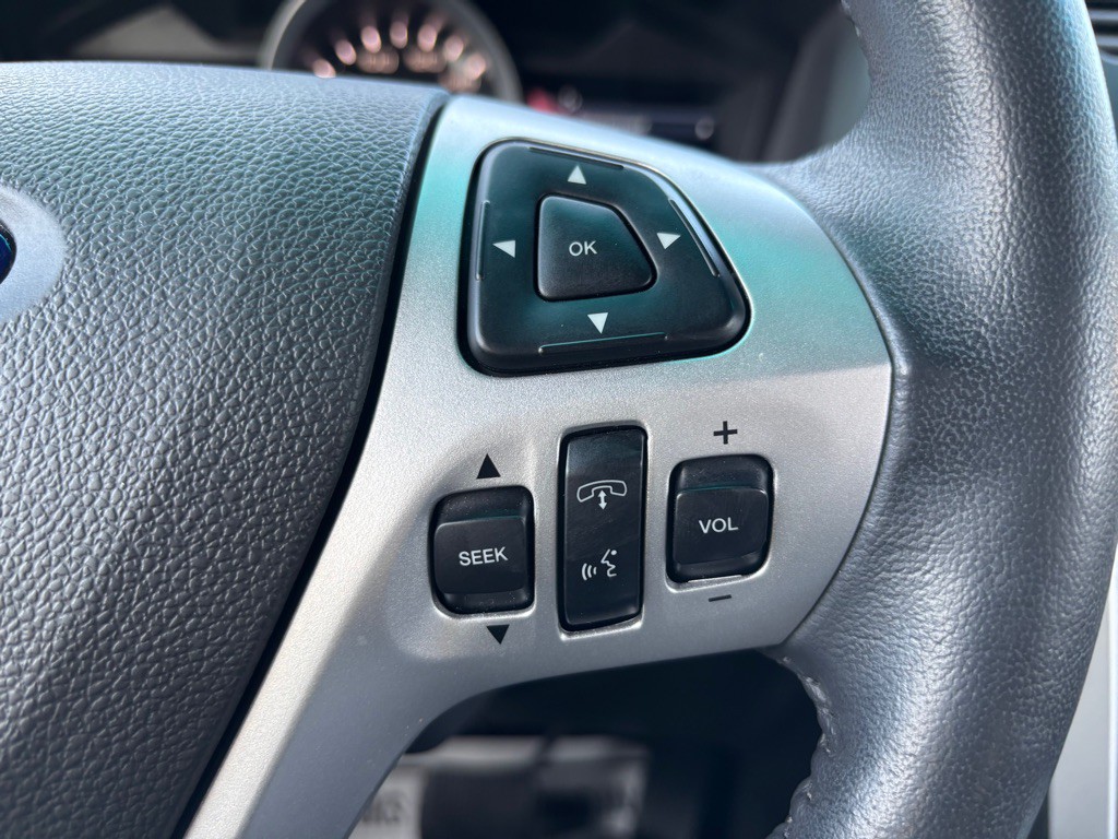 2015 Ford Explorer Image 24