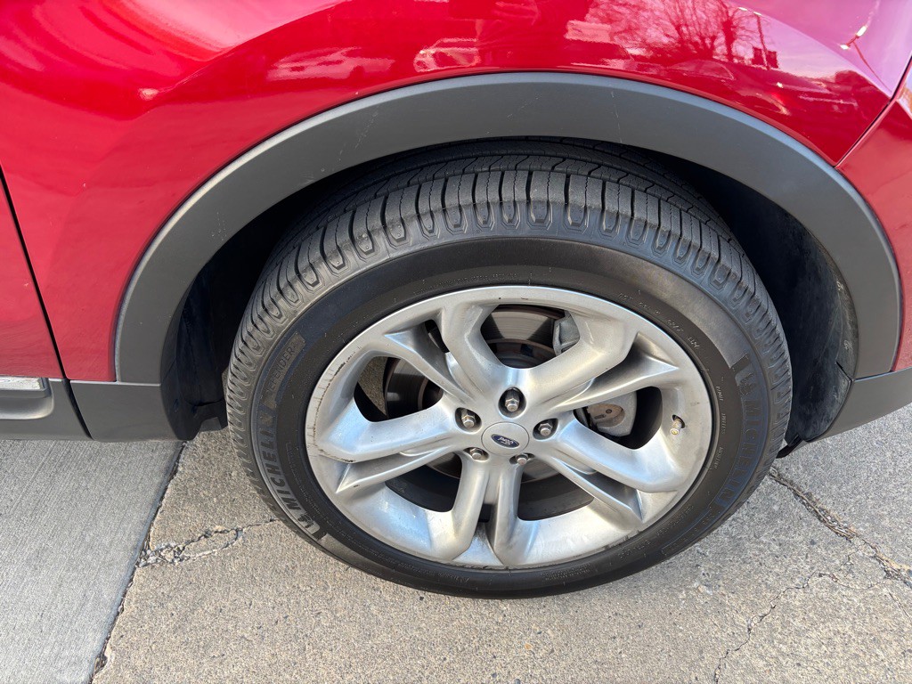 2015 Ford Explorer Image 41