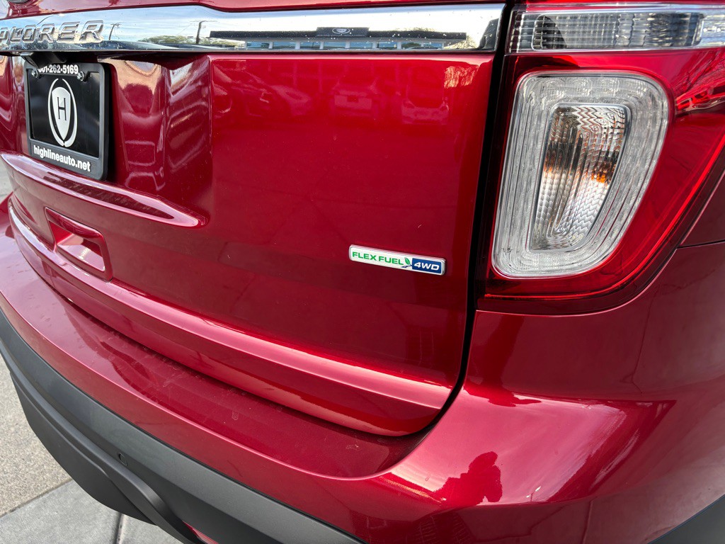 2015 Ford Explorer Image 55