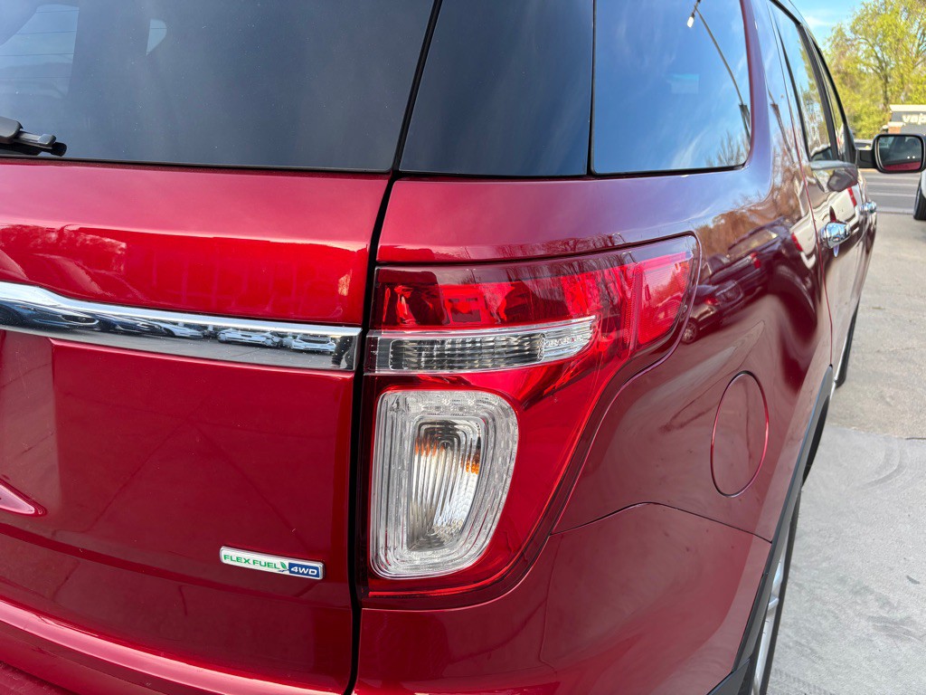 2015 Ford Explorer Image 59