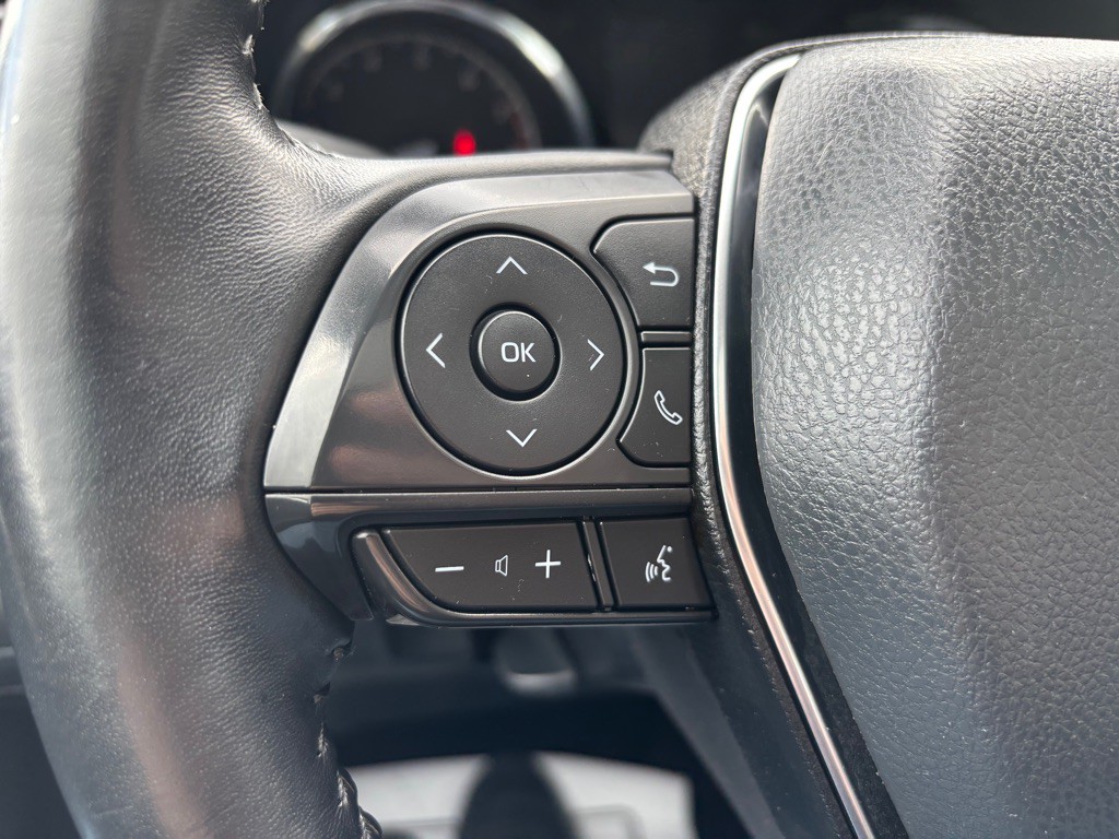 2020 Toyota Camry Image 22