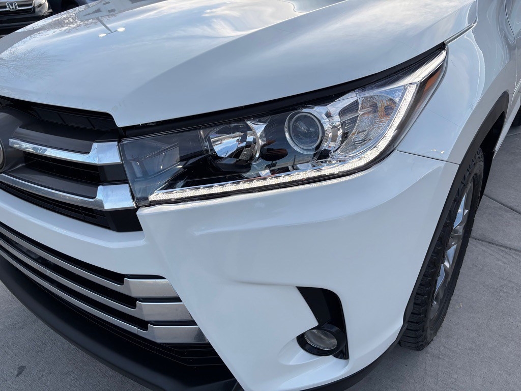 2018 Toyota Highlander Image 44