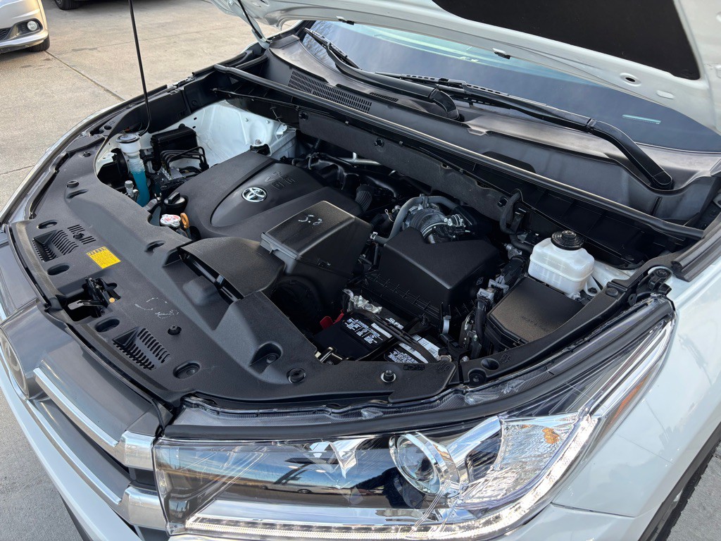 2018 Toyota Highlander Image 46