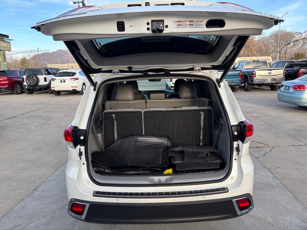 2018 Toyota Highlander Image 13