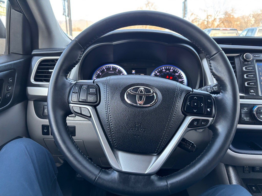 2018 Toyota Highlander Image 23
