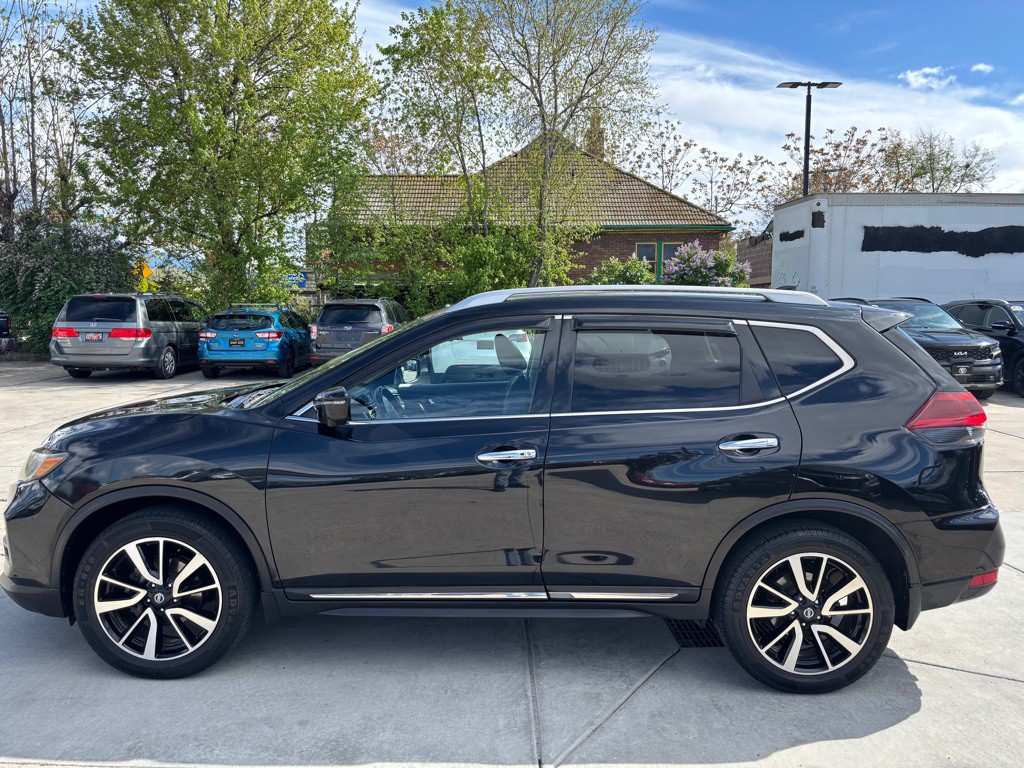 2018 Nissan Rogue Image 5