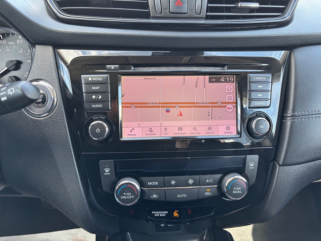 2018 Nissan Rogue Image 20