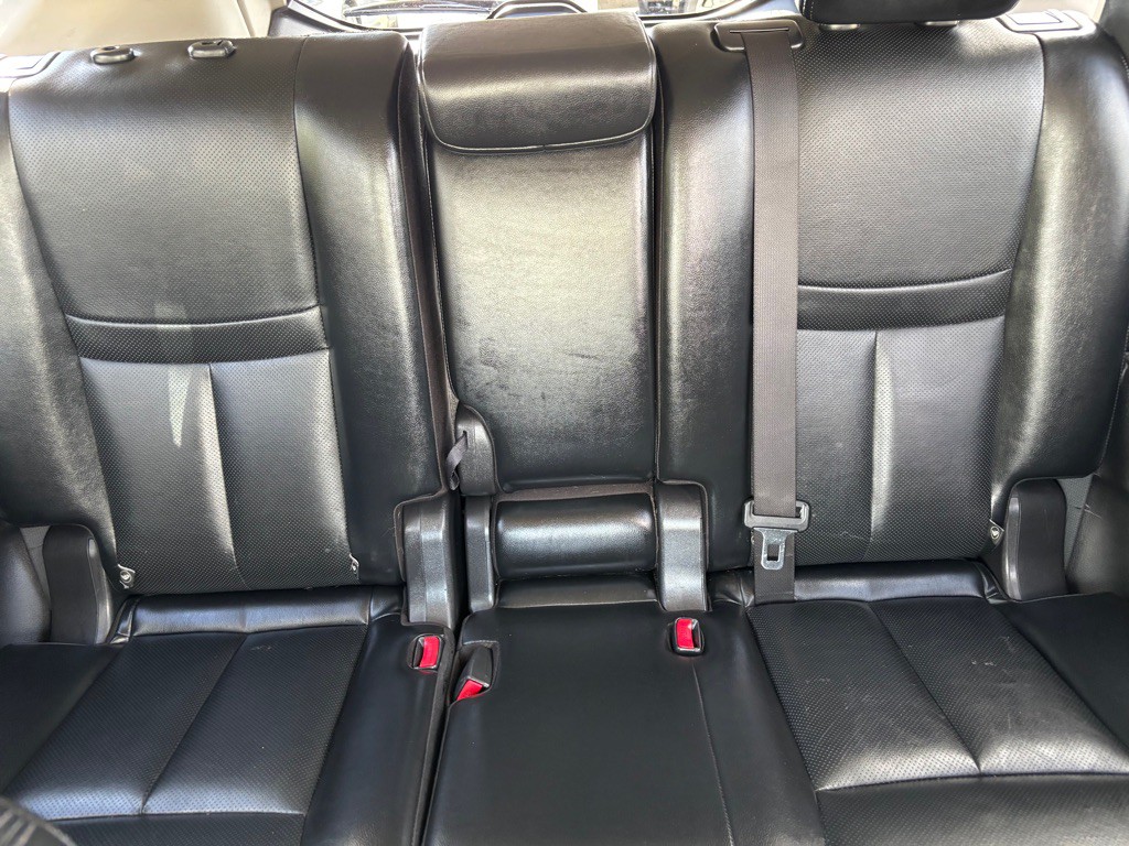2018 Nissan Rogue Image 32