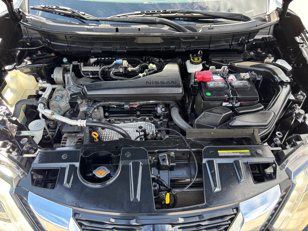 2018 Nissan Rogue Image 40