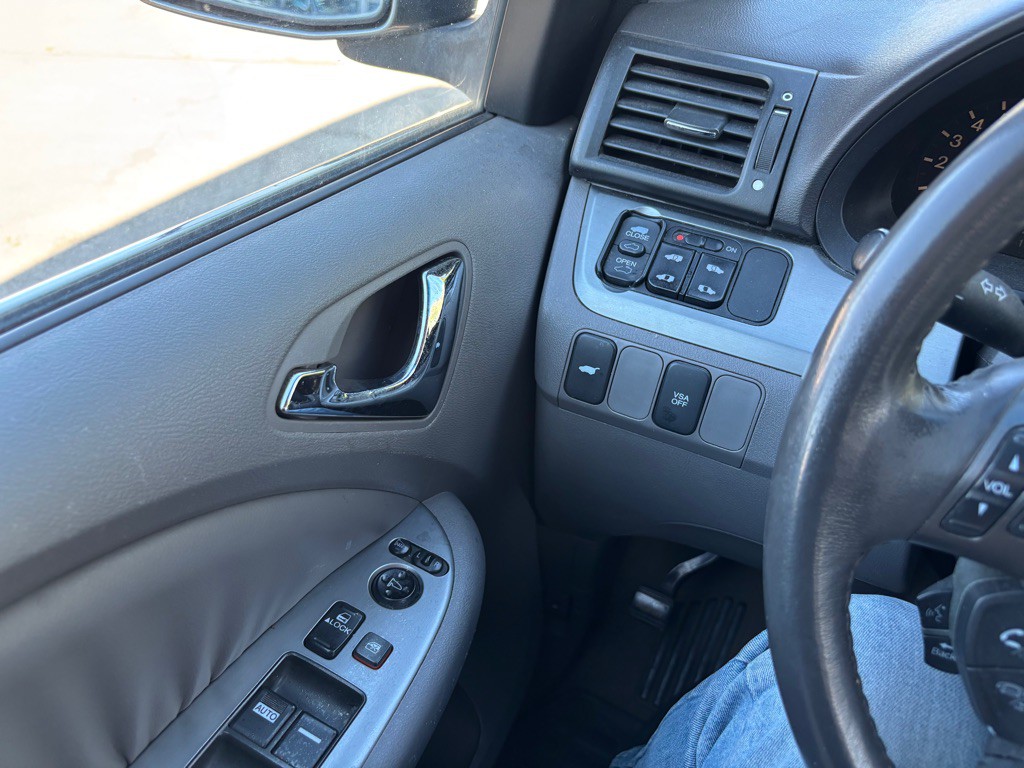 2009 Honda Odyssey Image 13