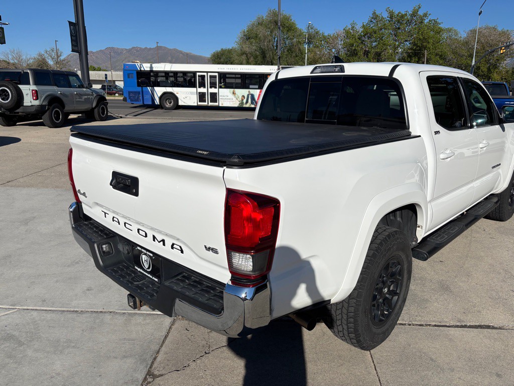 2019 Toyota Tacoma Image 7