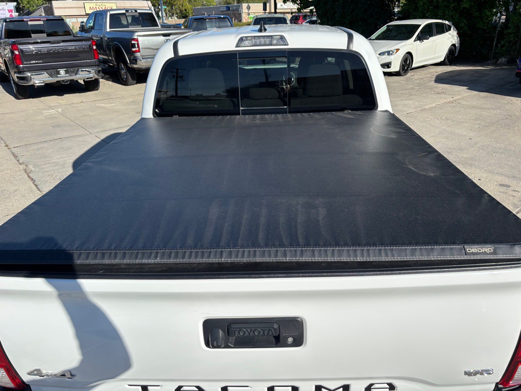 2019 Toyota Tacoma Image 14