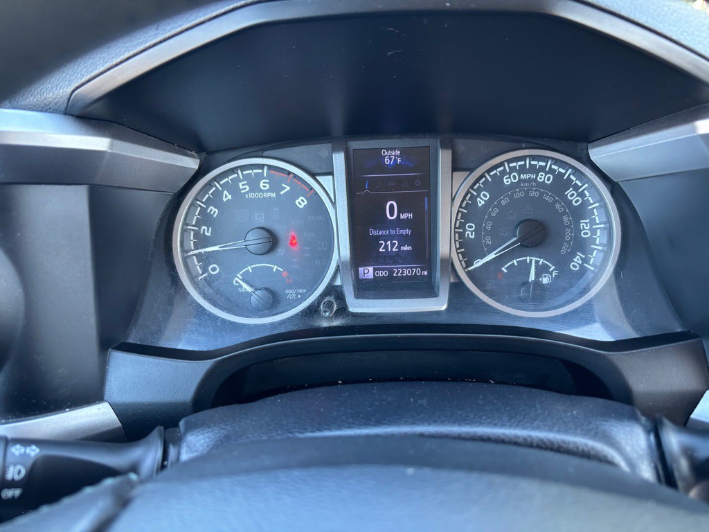 2019 Toyota Tacoma Image 18