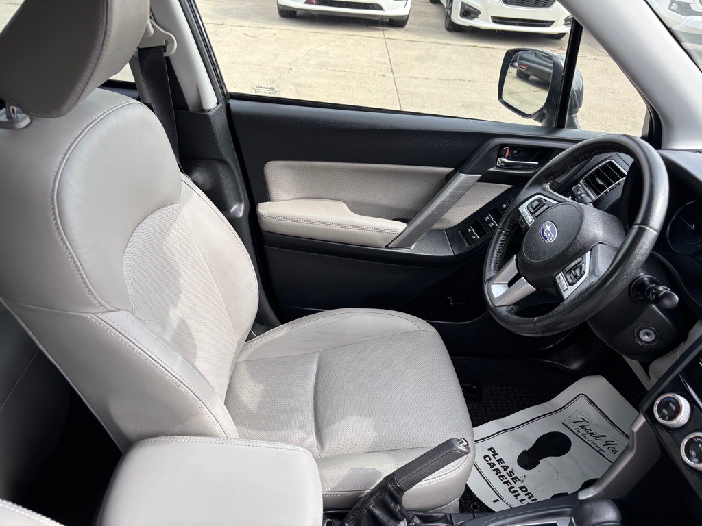 2018 Subaru Forester Image 11