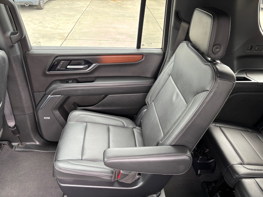 2025 GMC Yukon Image 20