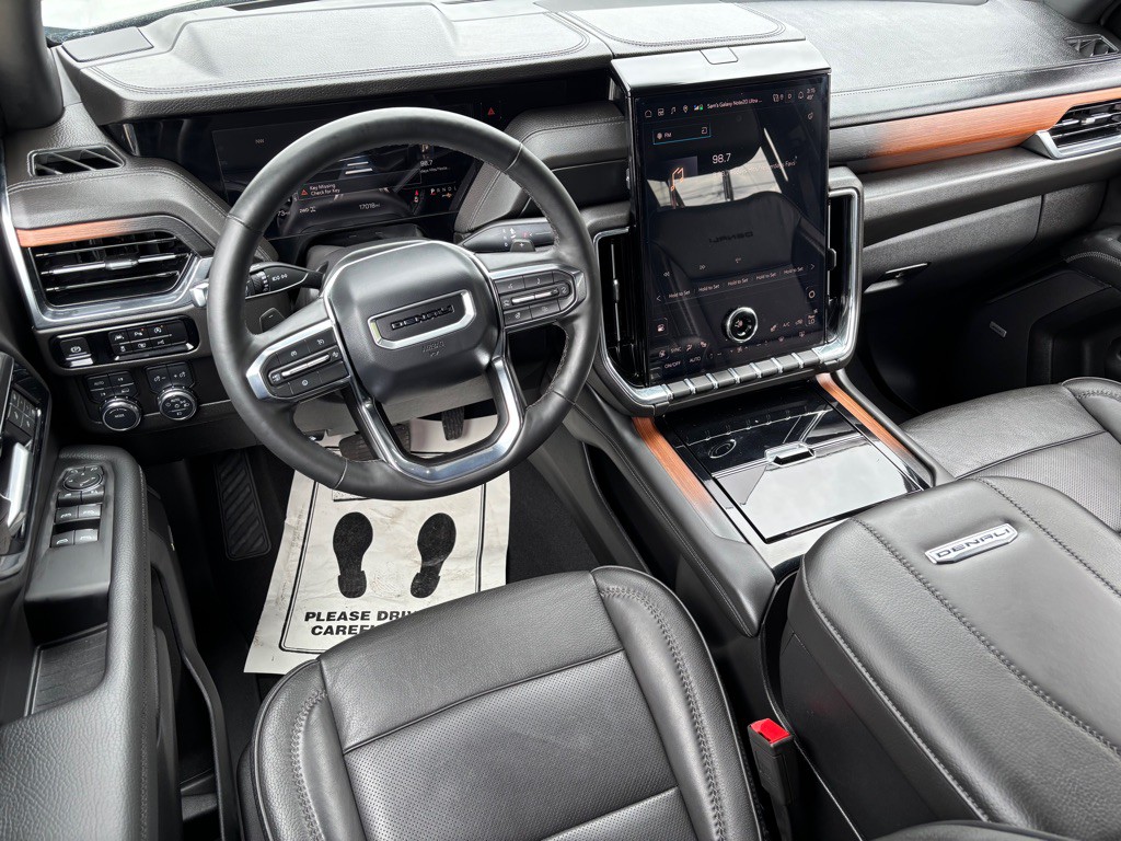 2025 GMC Yukon Image 24