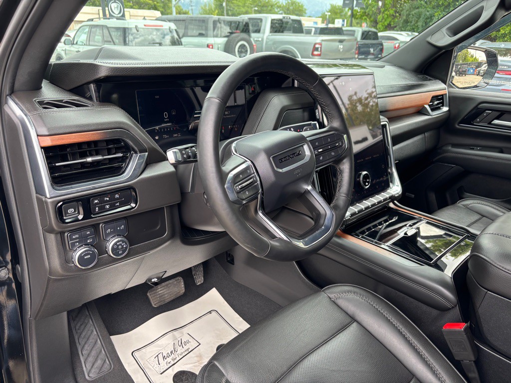 2025 GMC Yukon Image 26