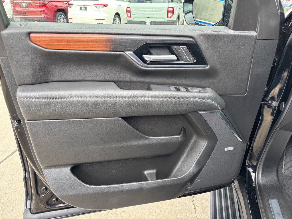 2025 GMC Yukon Image 27