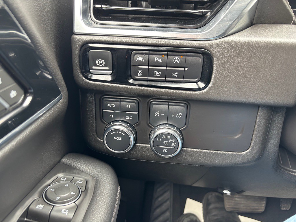 2025 GMC Yukon Image 31