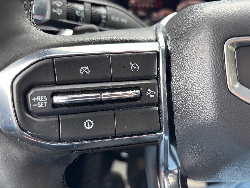 2025 GMC Yukon Image 33