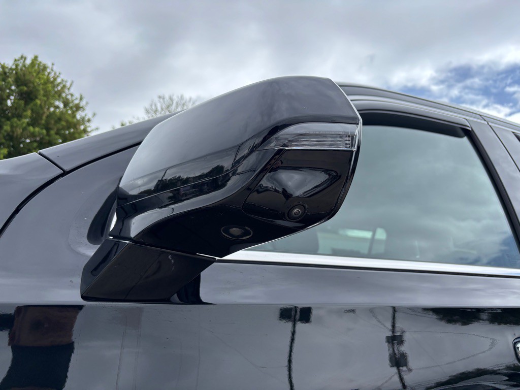 2025 GMC Yukon Image 50