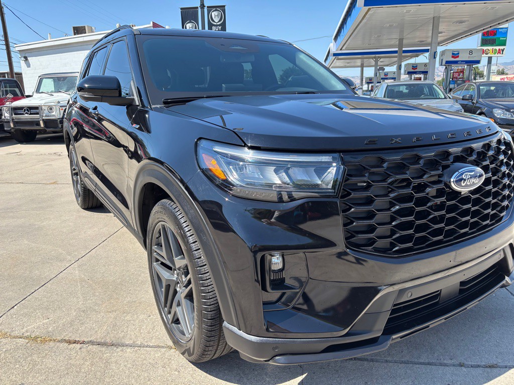 2025 Ford Explorer Image 13