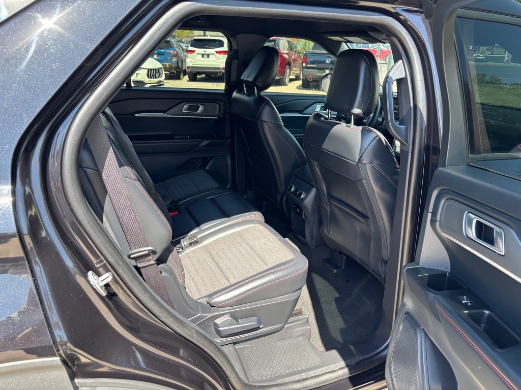 2025 Ford Explorer Image 19