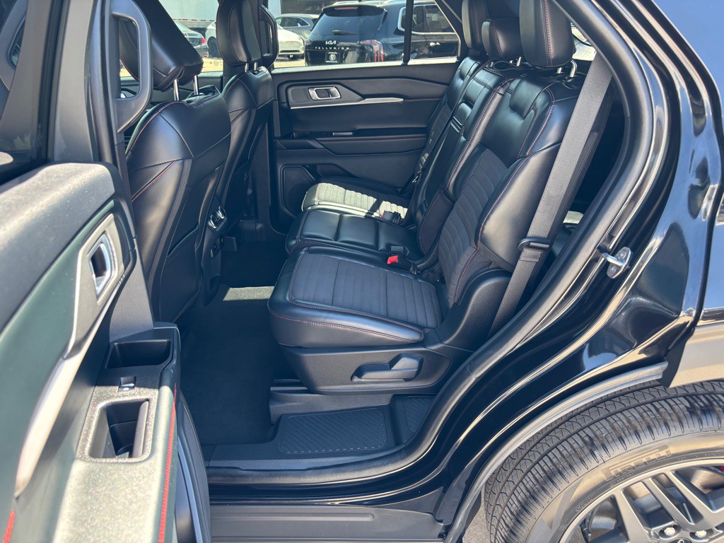 2025 Ford Explorer Image 28