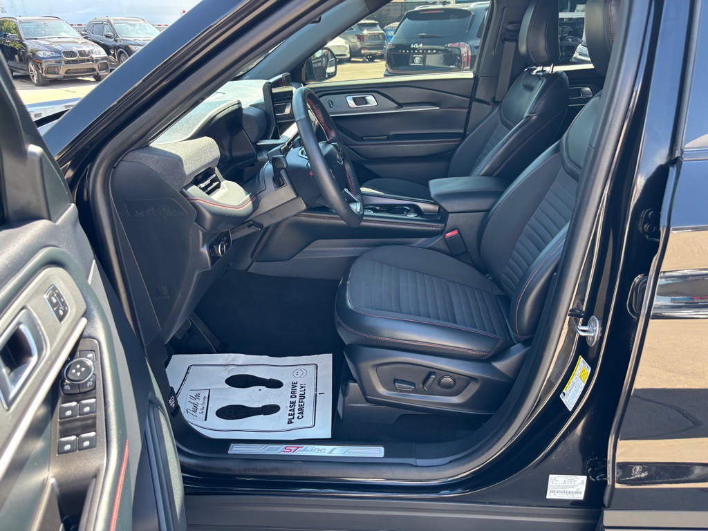 2025 Ford Explorer Image 29