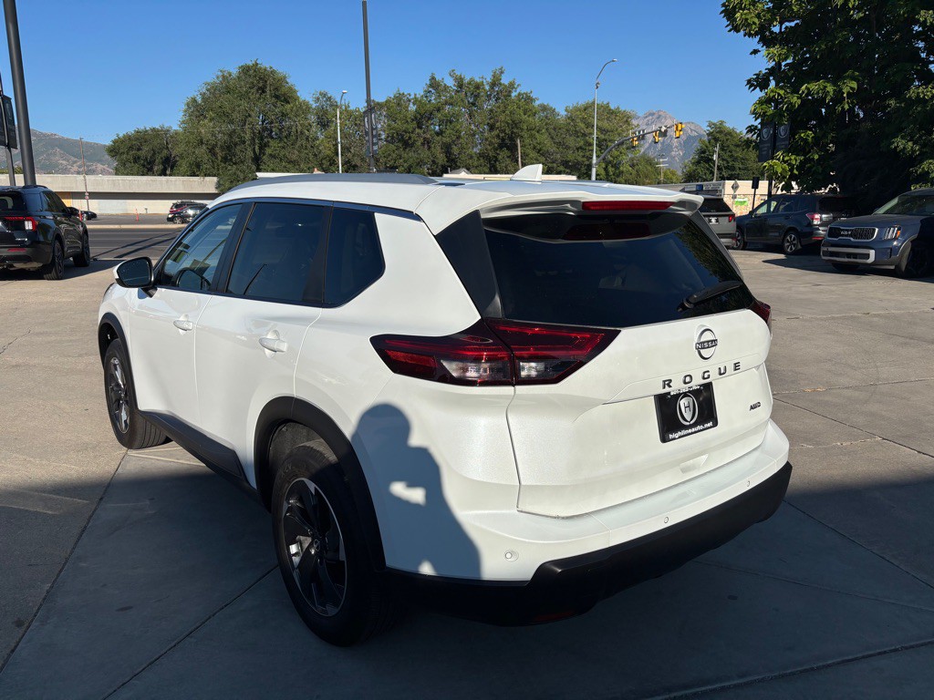 2025 Nissan Rogue Image 6